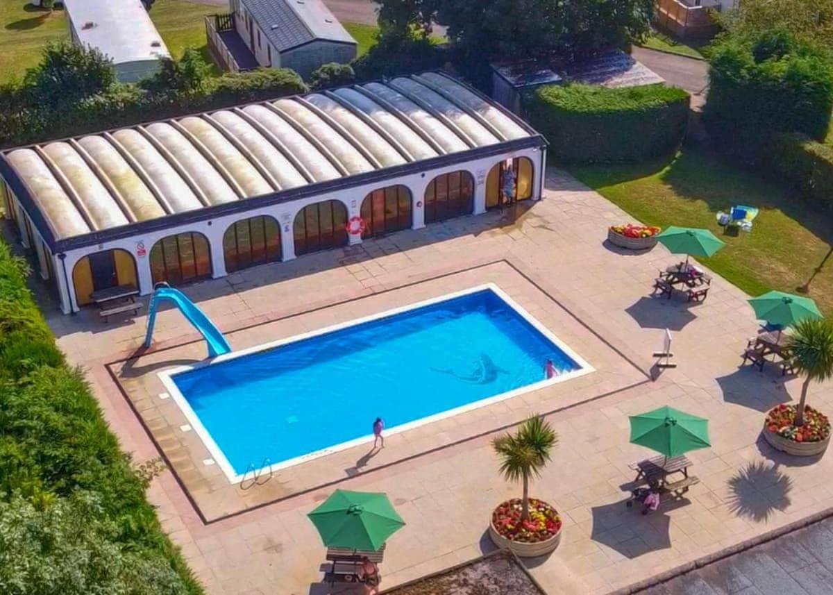 White Rose Country Cottages Thormanby المظهر الخارجي الصورة